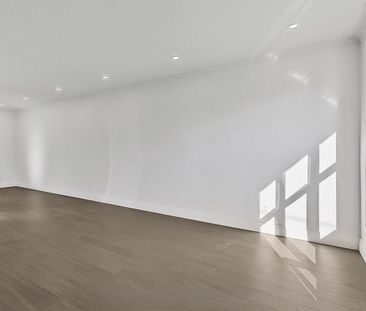 For Lease - 703 Sunnypoint Drive Unit# Main, Newmarket, Ontario - Photo 1