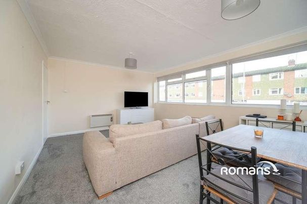 Yorktown Road, Sandhurst, Berkshire, GU47 - Photo 1