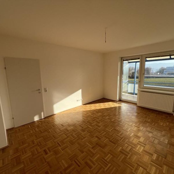 3 Raum-Wohnung mit Balkon, Blick ins Grüne - Siemensstraße 42/12 - Photo 1