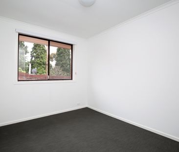 3/178 Melville Road, Brunswick West VIC 3055 - Photo 3