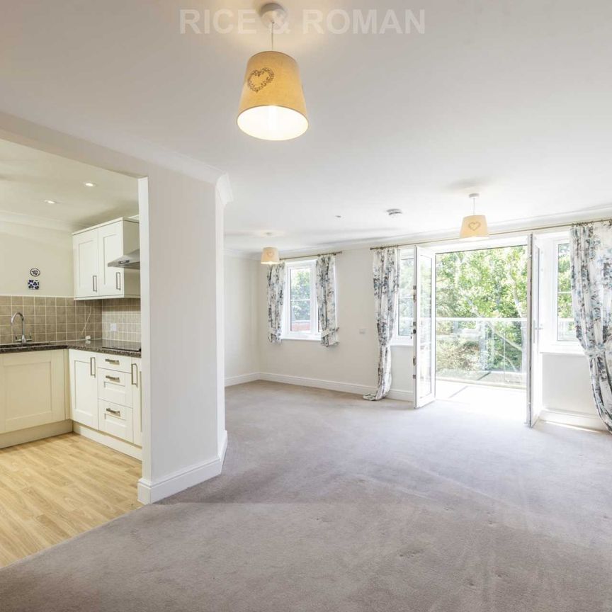 1 Bedroom Apartment, Lynwood Village – Ascot - Photo 1