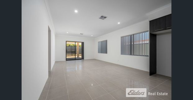 Spacious Family Home - Photo 1