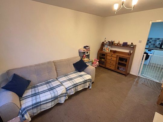 2 Bedroom House To Rent - Photo 1