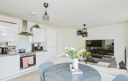 2 Bed Flat, Weir View Lodge, LE3 - Photo 2