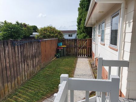 14 Garland Drive - Photo 3