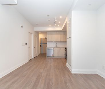 For Lease - 3250 Carding Mill Trail Unit# 410, Oakville, Ontario - Photo 6