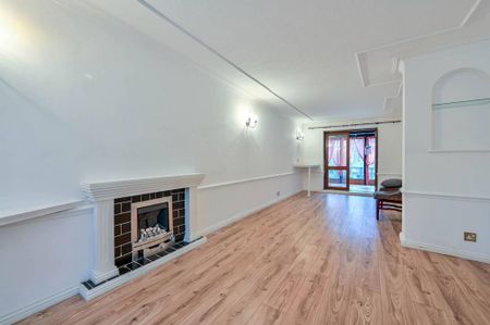 4 bedroom detached house to rent - Photo 5