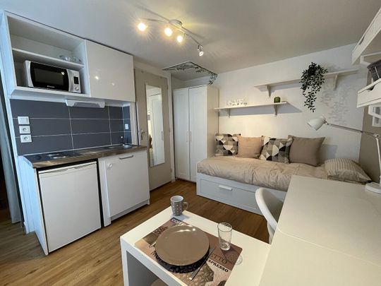 Location Appartement 1 pièce 14m² - Photo 1