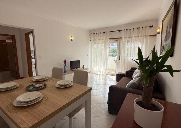Excelente Apartamento T2 localizado em zona privilegiada de Albufeira.