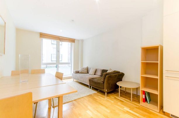 1 bedroom flat to rent - Photo 1