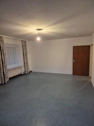 3-Zimmer-Wohnung 118 m², renoviert, EBK, Bad, Flur, Lenglern - Photo 4