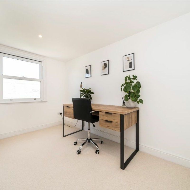 Holdenby Road, Brockley, SE4 - Photo 1