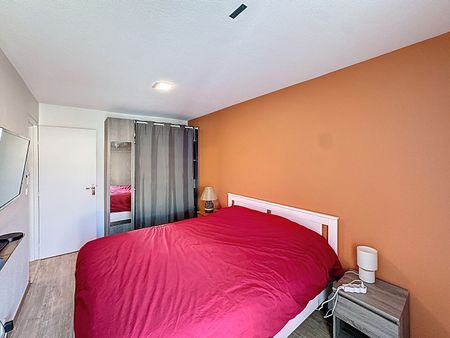 Appartement à louer - ÉPERNAY - Appartement 3 pièces avec balcon - Photo 3