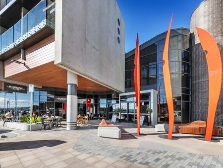 Light-Filled Modern Townhome in Denman Prospect - Photo 5