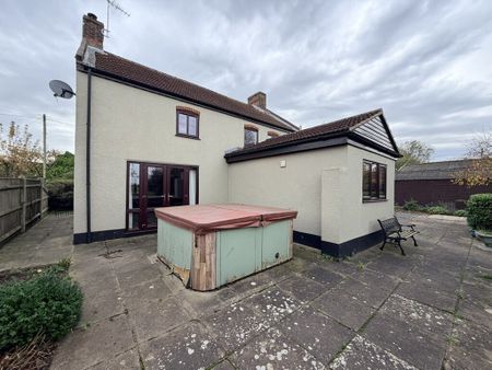 Low Road, Thurlton, Norwich - Photo 4