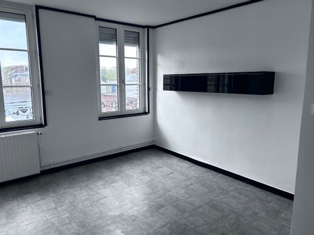 Location Appartement 3 pièces 66m² CAUDEBEC LES ELBEUF 76320 - Photo 3