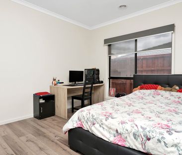 Outstanding O'Leary! - Photo 1