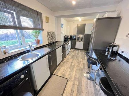 Nicholson Grove, Grange, MK8 - Photo 5