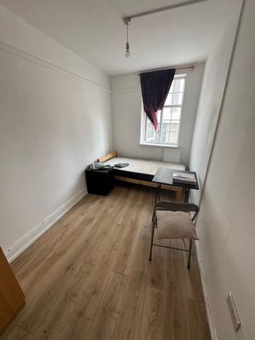 5 Bed Maisonette, High Street, CR0 - Photo 4