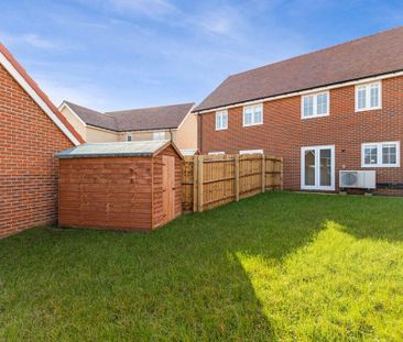 3 bedroom semi-detached house to rent - Photo 5