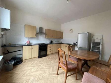 Elford Grove Roundhay, Leeds, LS8 - Photo 2