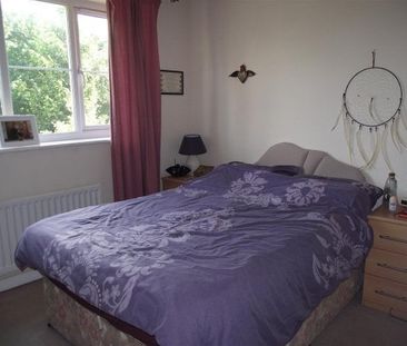 St Johns, Worcester, WR2 - Photo 4