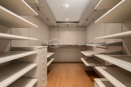 6.5 Zimmer, 218 m² - Foto 2