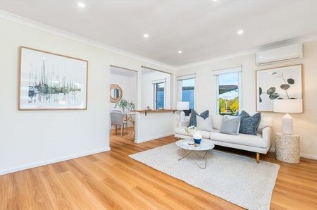 Beautifully Renovated Home in a Highly Sought-After North St Marys Location - Photo 3