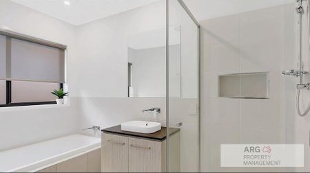 17 Reg Grundy Street, RIPLEY, QLD, 4306 - Photo 2