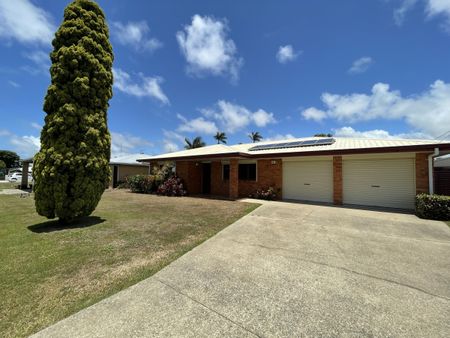 Brick home close to Schools and Sporting Grounds - Photo 3