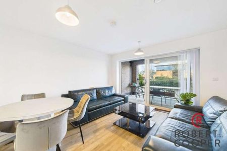 Bourne Court, Ruislip, HA4 - Photo 2