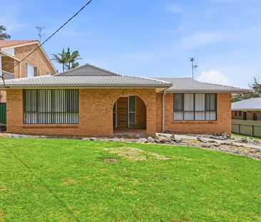 43 Merinda Drive, Port Macquarie NSW 2444 - House For Rent | Domain - Photo 6