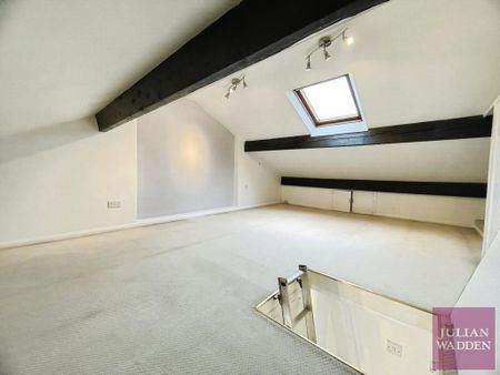 2 bedroom terraced house to rent - Photo 4