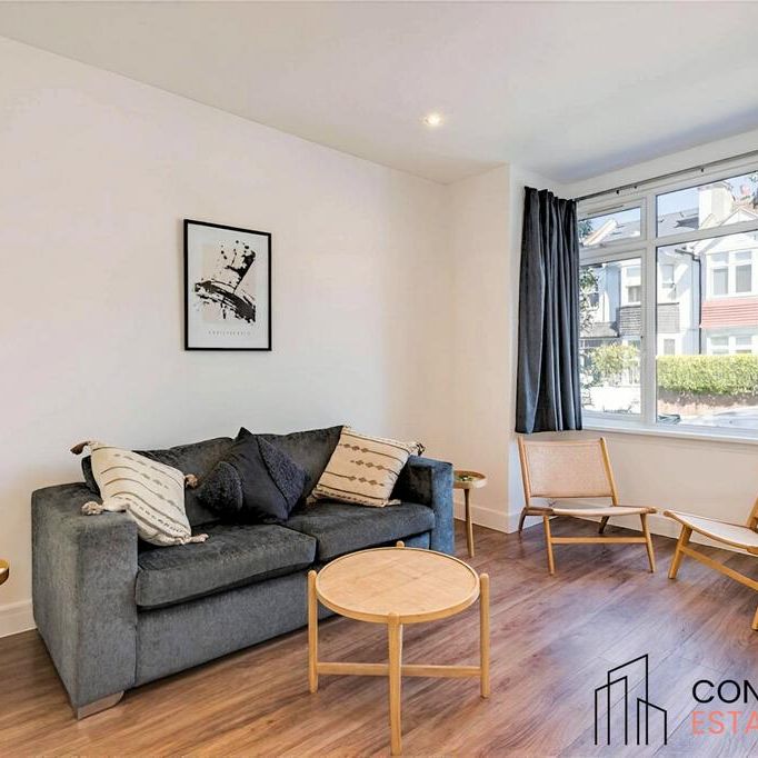 4 bedroom terraced house to rent - Photo 1