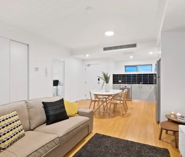 Chelsea Apartment - Photo 4
