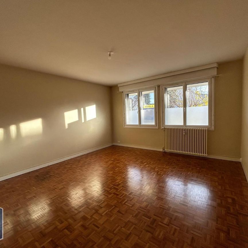 Location Appartement 2 pièces 56m² LAVAL 53000 - Photo 1