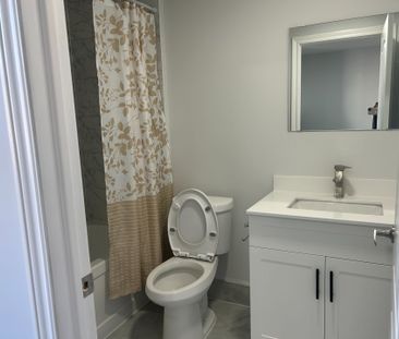 For Lease - 3 Simcoe Street Unit# Unit 4, Oshawa, Ontario - Photo 5