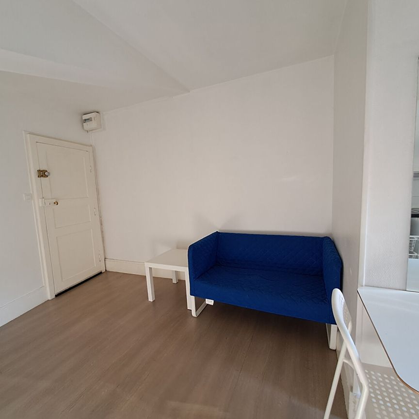 Location Appartement 1 pièce 20m² - Photo 1