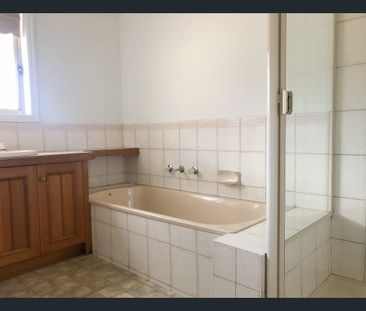 Family Home in Convenient Delacombe Location - Photo 3