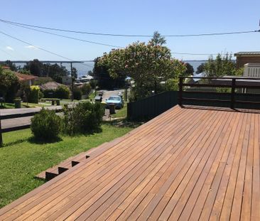 Two Bedroom Cottage with Water Included - Photo 2