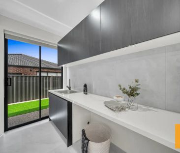 “Family home with a designer touch to every corner!” - Photo 5