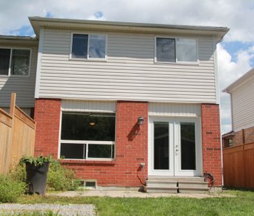 For Lease - 50 Pickett Crescent, Barrie, Ontario - Photo 2