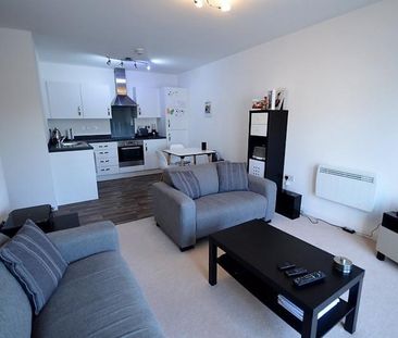 2 Bedroom Apartment To Let - Photo 2