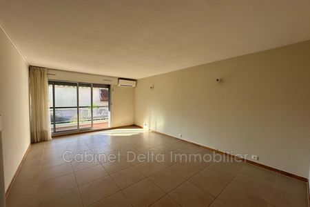 Appartement 3 Pièces 62 m² - Photo 2