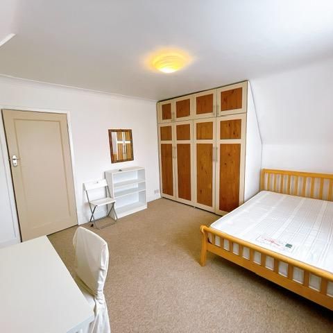 1 bedroom house of multiple occupation to rent - Photo 2