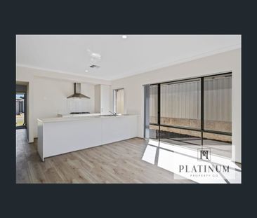 12 Pristine Lp, Baldivis, WA 6171 - Photo 2