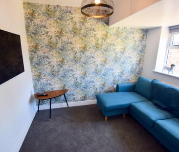 Room 5 - 19 Tarrant Walk Walsgrave, Coventry - ONE BEDROOM BILLS IN... - Photo 5