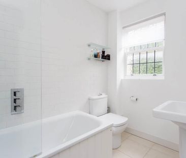 2 bedroom cottage to rent - Photo 2