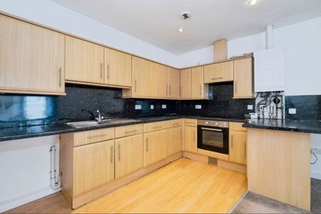 Penzance, Penzance, TR18 - Photo 3