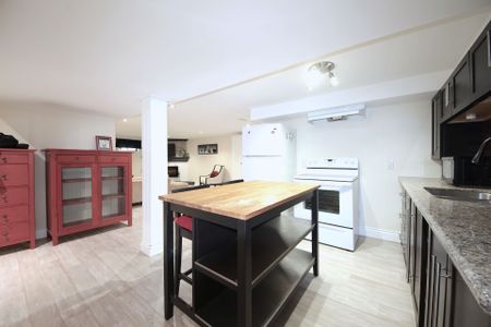 For Lease - 19 Fallowfield Road Unit# Lower, Toronto, Ontario - Photo 5